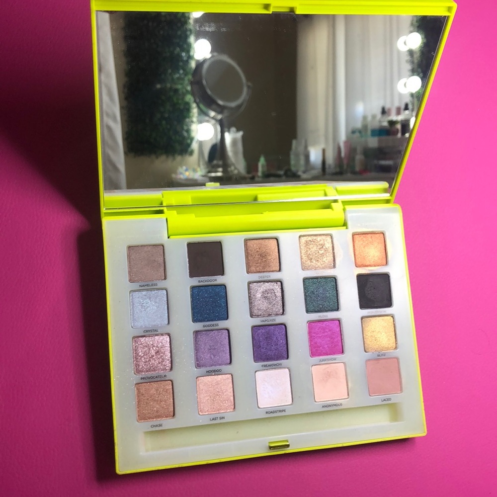 Urban decay vice LTD pallet - Picture 2 of 3